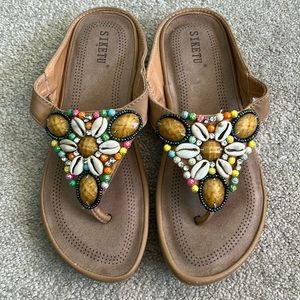 Siketu Shell Sandals